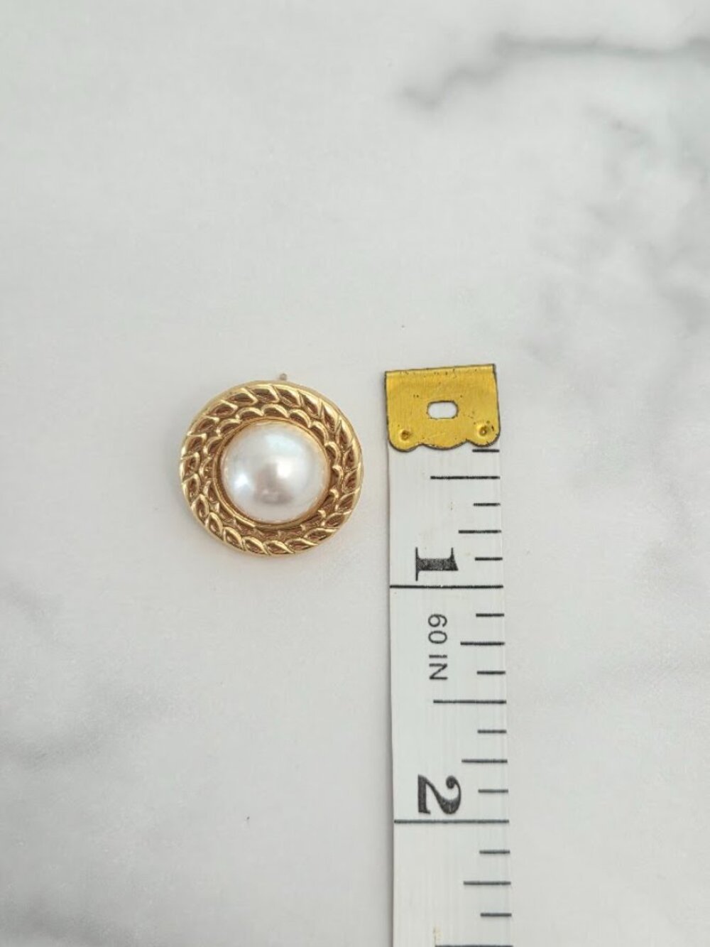 Vintage Gold Pearl Cable Twist Border Round Stud Earrings Stainless Steel - Picture 6 of 9